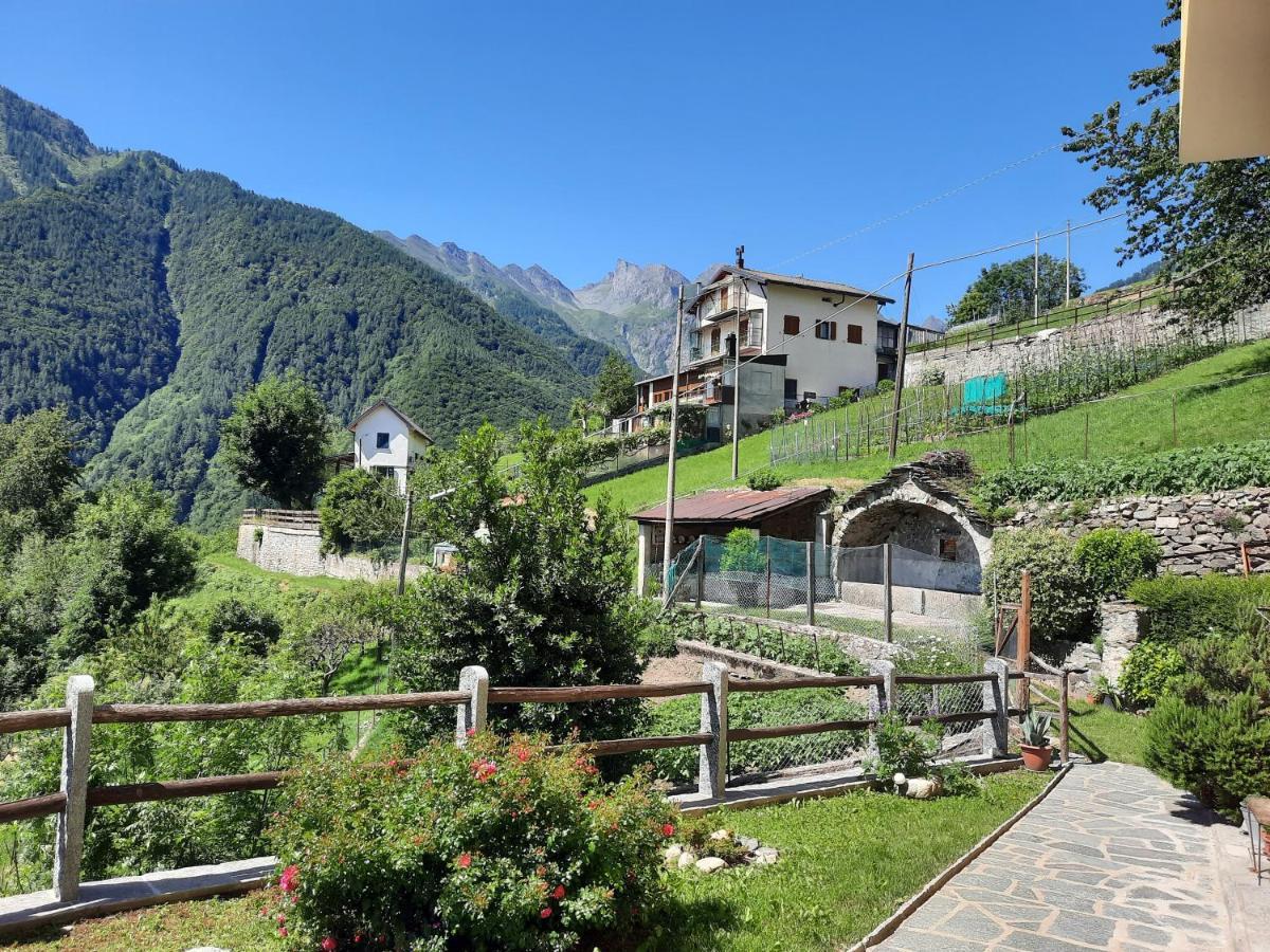 Casamici Apartment Bognanco Bagian luar foto